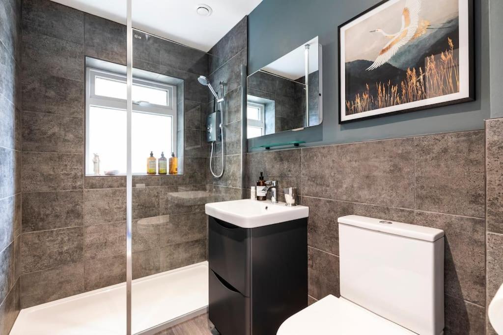 Holiday home 'the Cobbles' - Central, Stylish, Garden, Views *